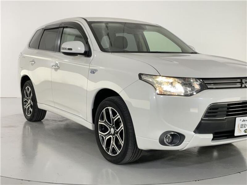 OUTLANDER PHEV