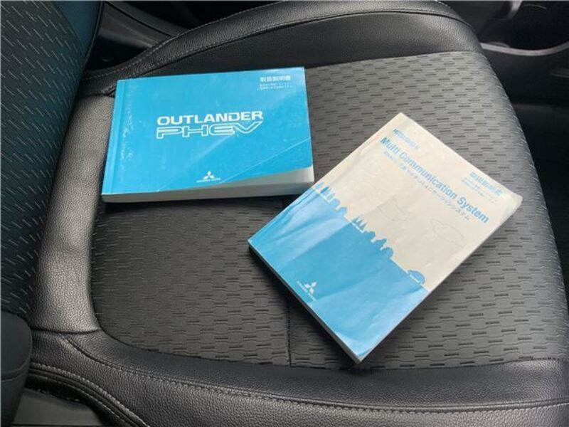 OUTLANDER PHEV