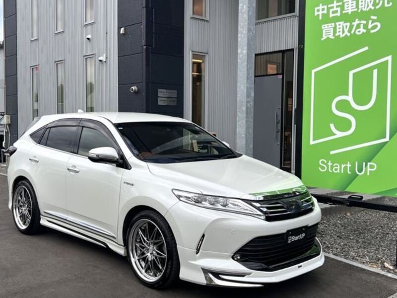 TOYOTA HARRIER
