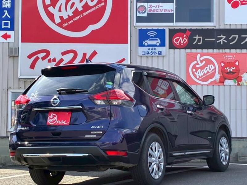 X-TRAIL