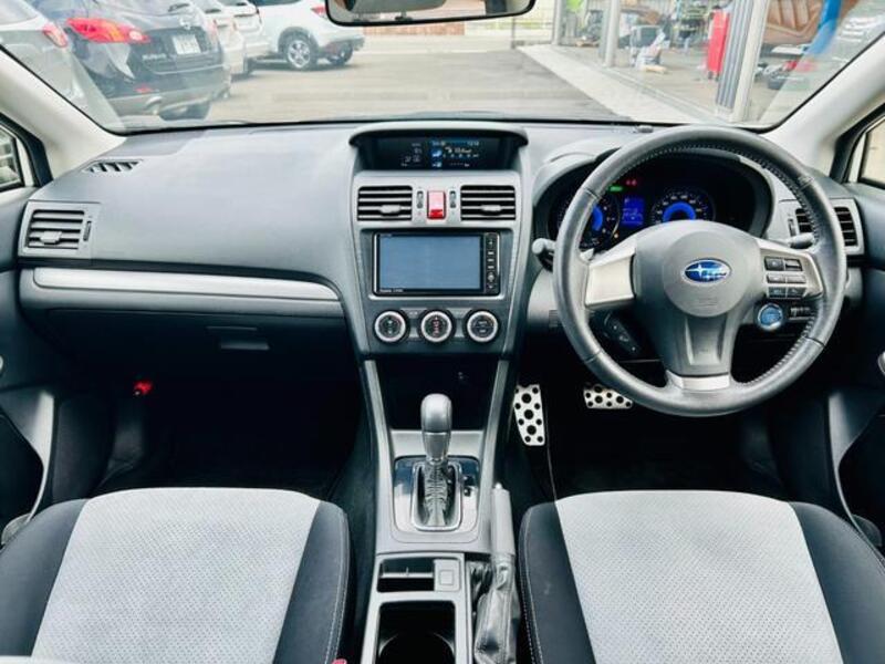XV HYBRID