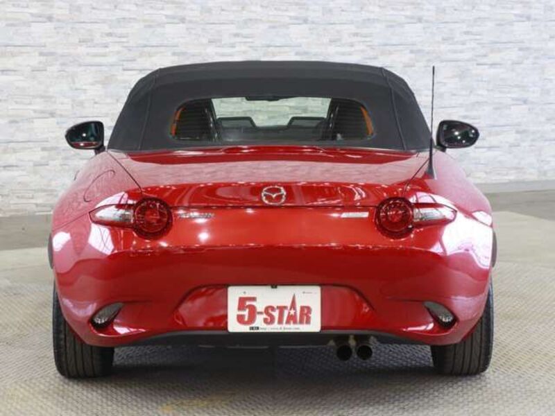 ROADSTER
