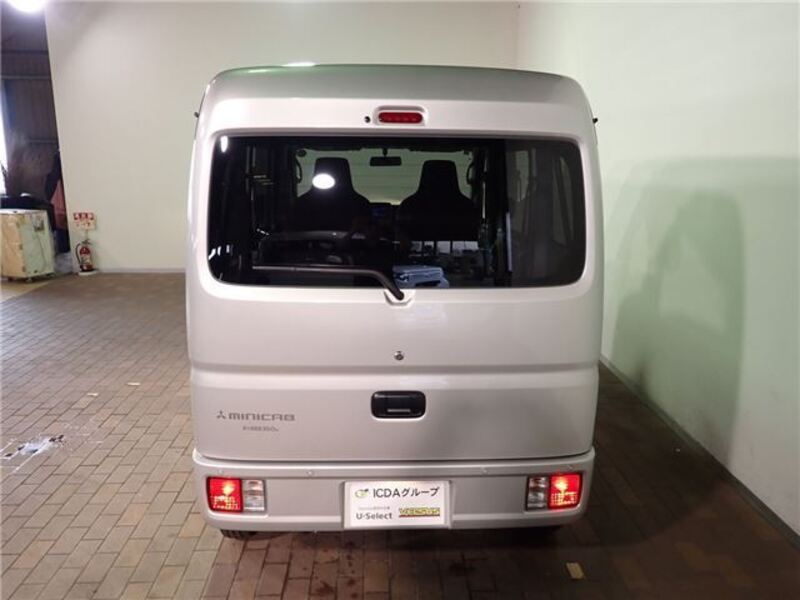 MINICAB VAN