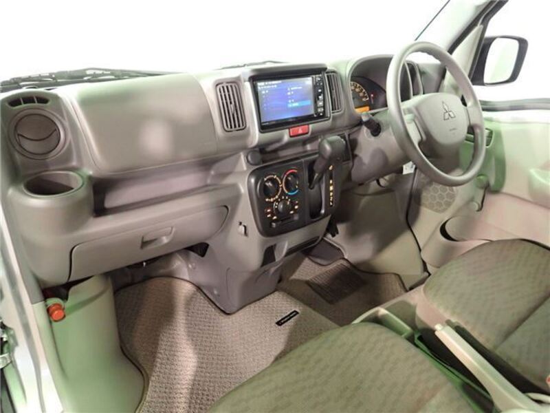 MINICAB VAN