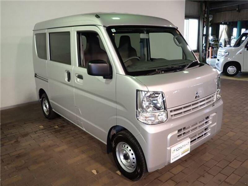 MINICAB VAN