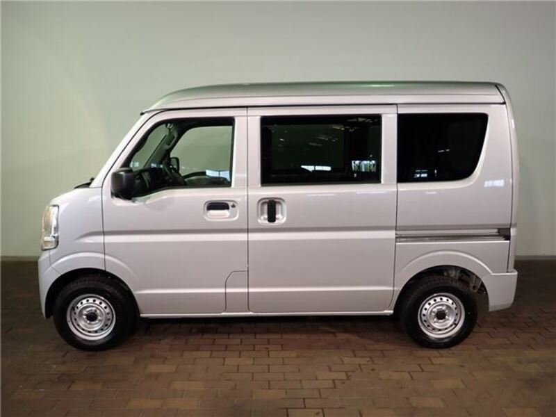 MINICAB VAN