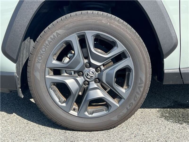 RAV4