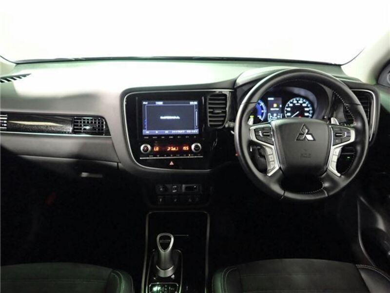 OUTLANDER PHEV