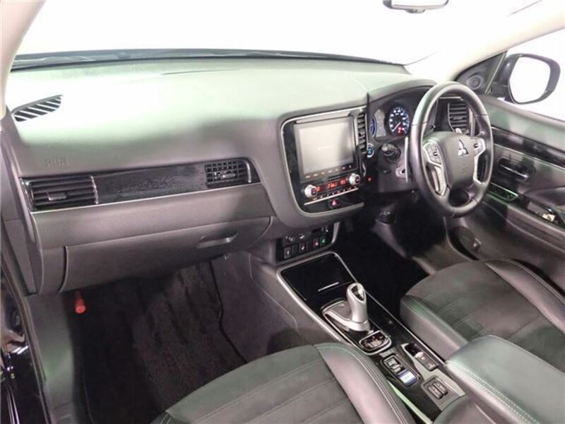 OUTLANDER PHEV