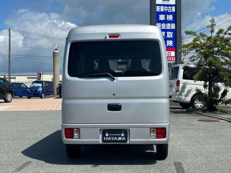MINICAB VAN