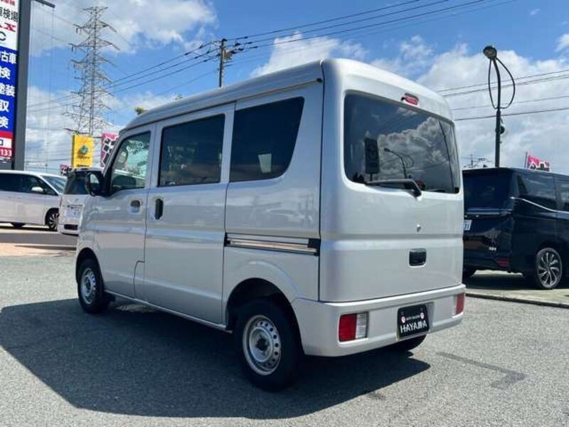 MINICAB VAN