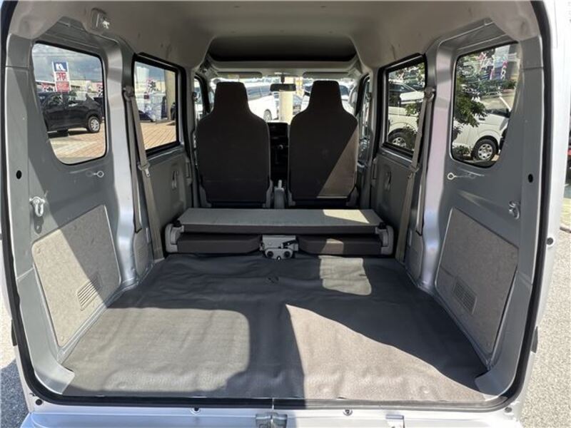 MINICAB VAN