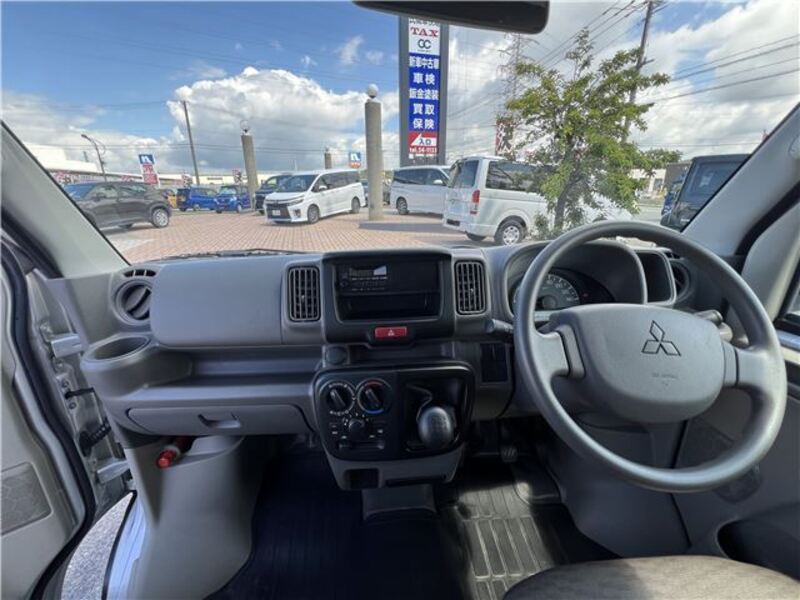 MINICAB VAN