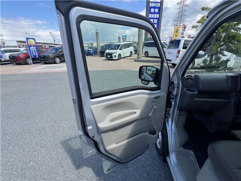 MINICAB VAN