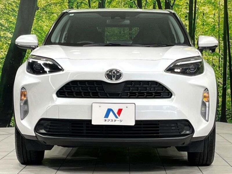 YARIS CROSS