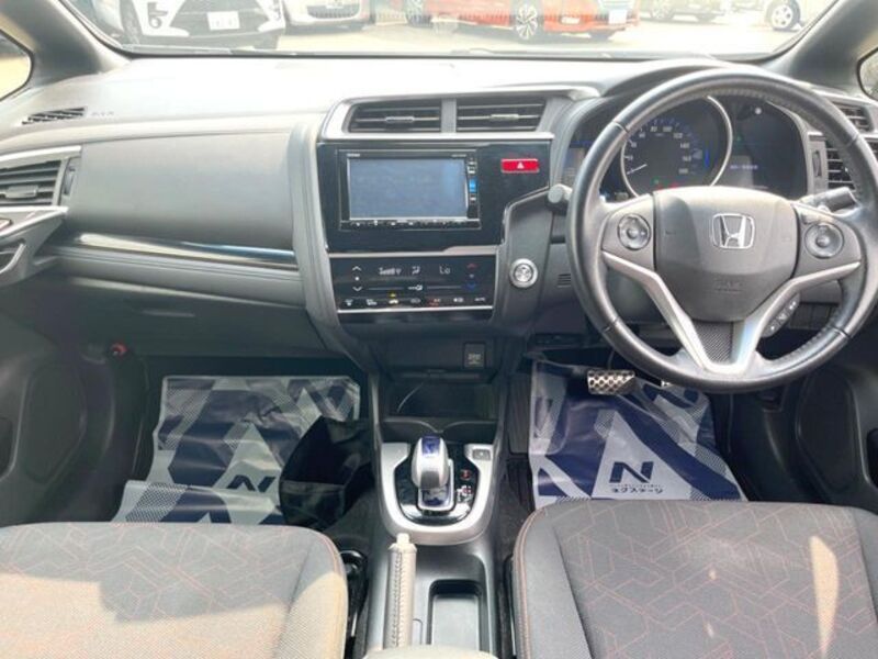FIT HYBRID