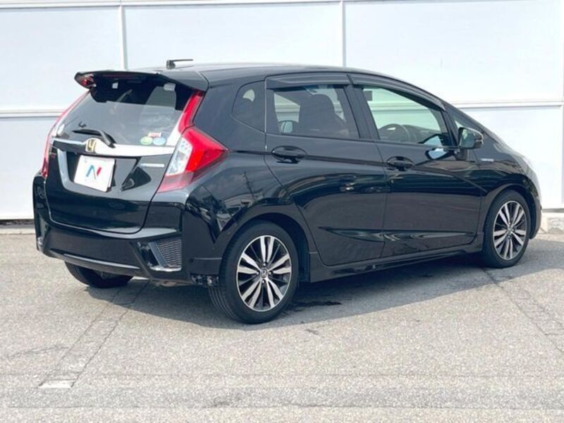 FIT HYBRID