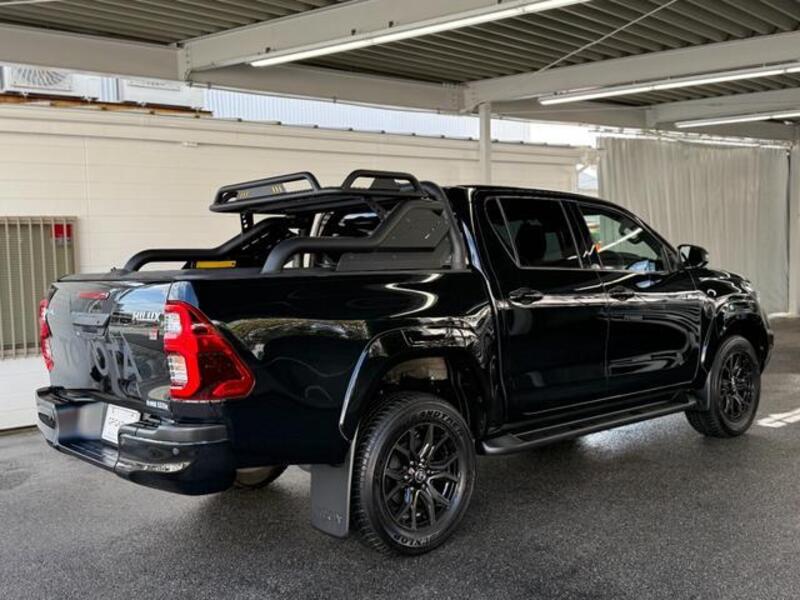 HILUX