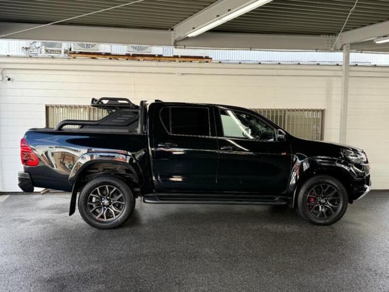 HILUX