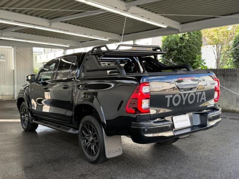 HILUX