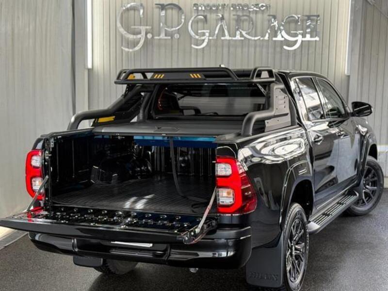 HILUX