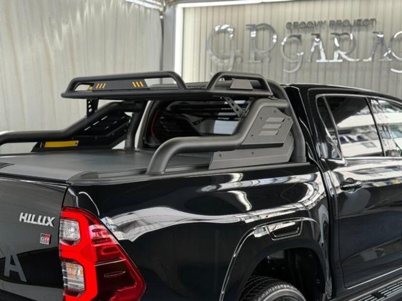 HILUX