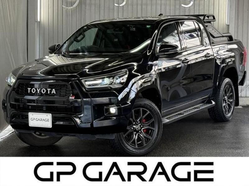 TOYOTA HILUX