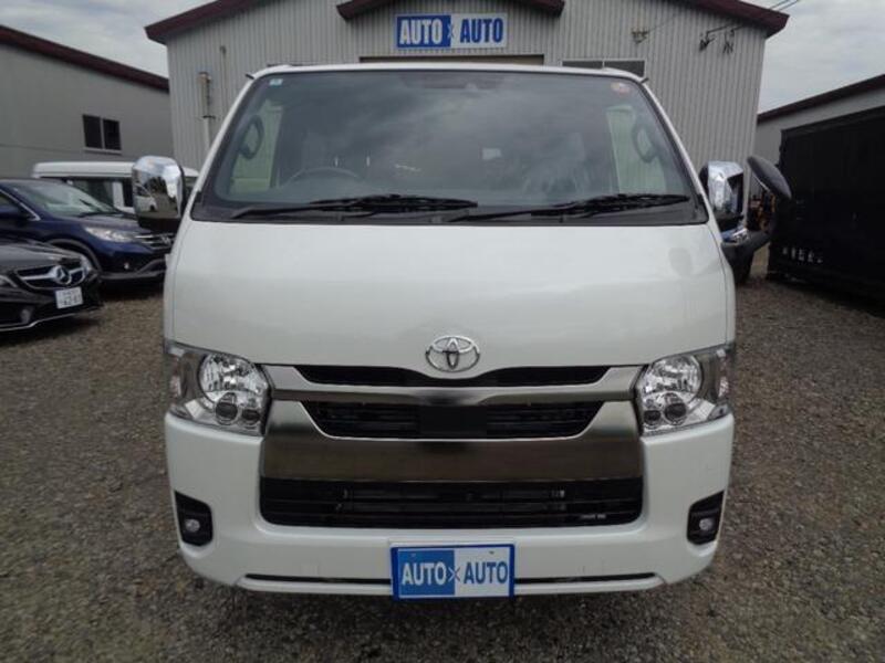 HIACE VAN