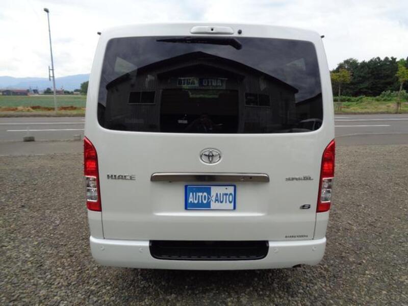 HIACE VAN