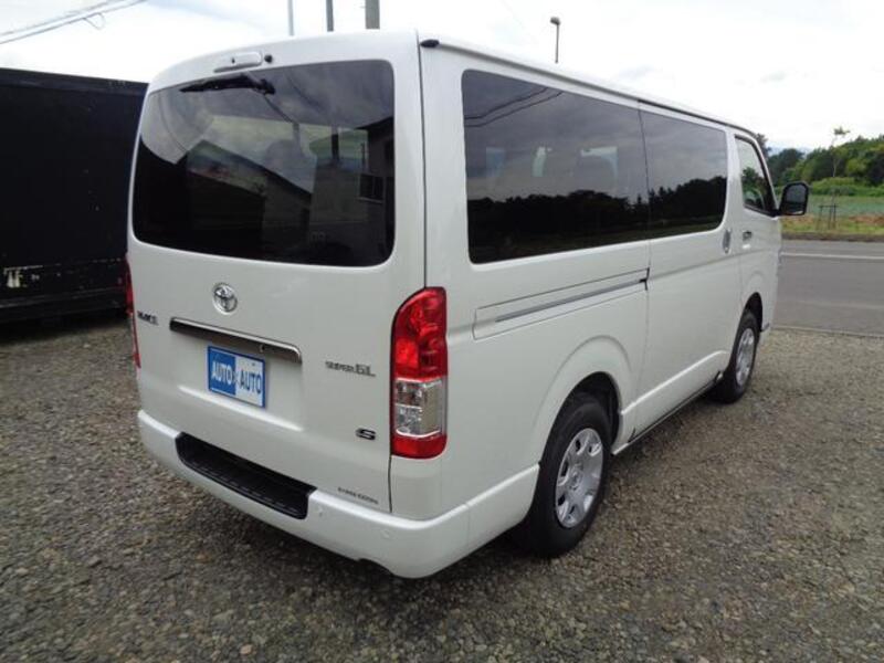 HIACE VAN