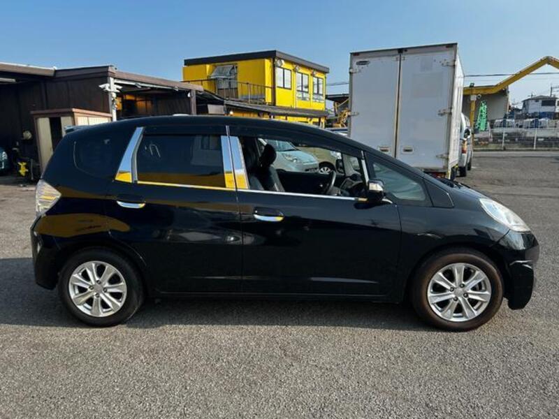 FIT HYBRID