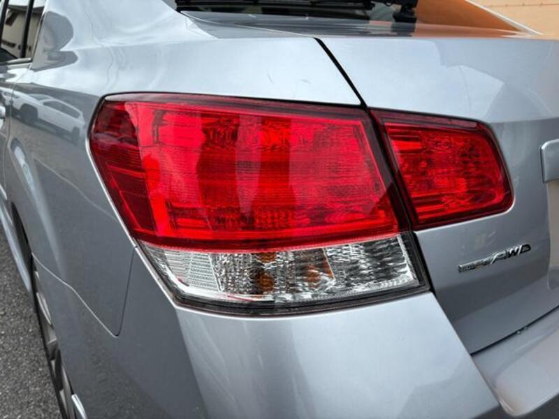 LEGACY B4