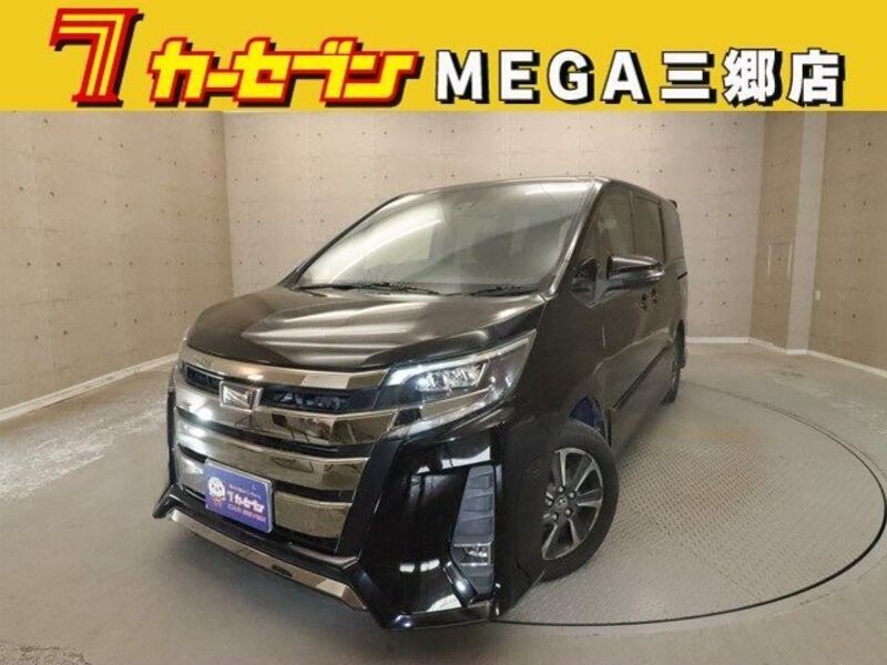 TOYOTA NOAH