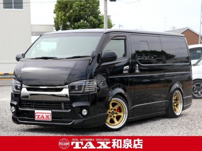 TOYOTA Regiusace Van