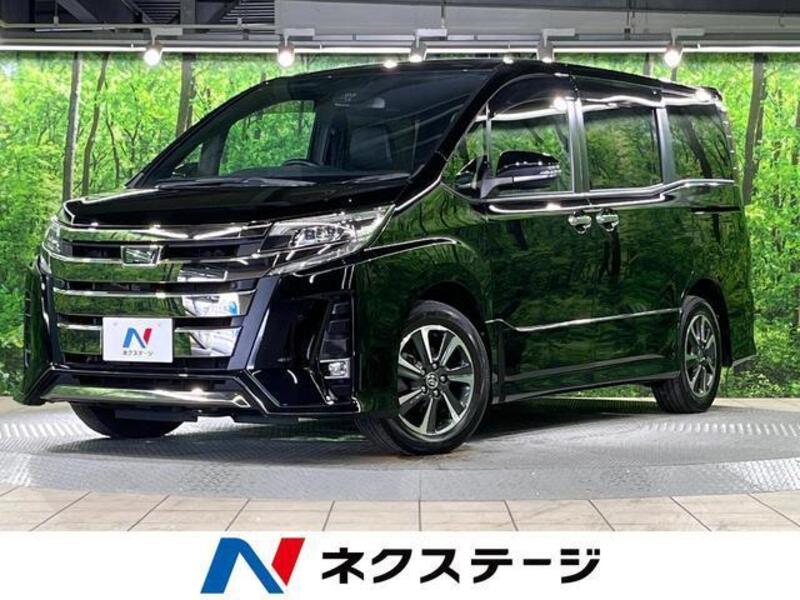 TOYOTA NOAH