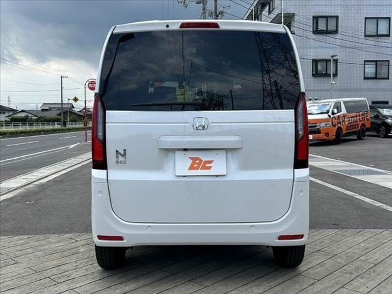 N BOX