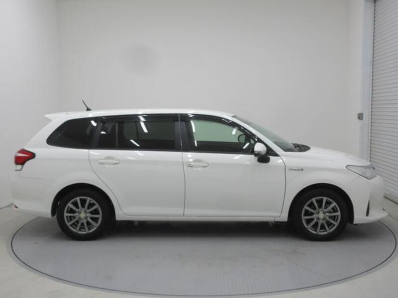 COROLLA FIELDER