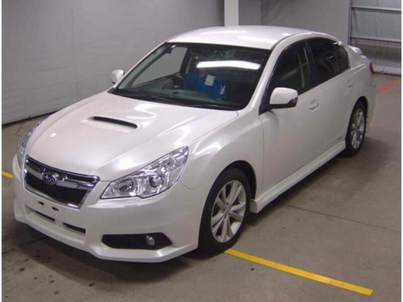 SUBARU LEGACY B4
