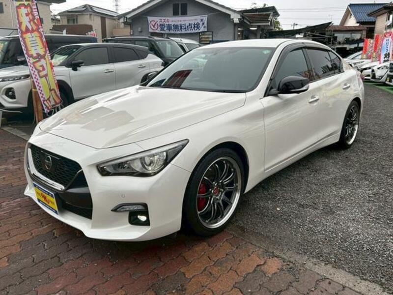 NISSAN SKYLINE