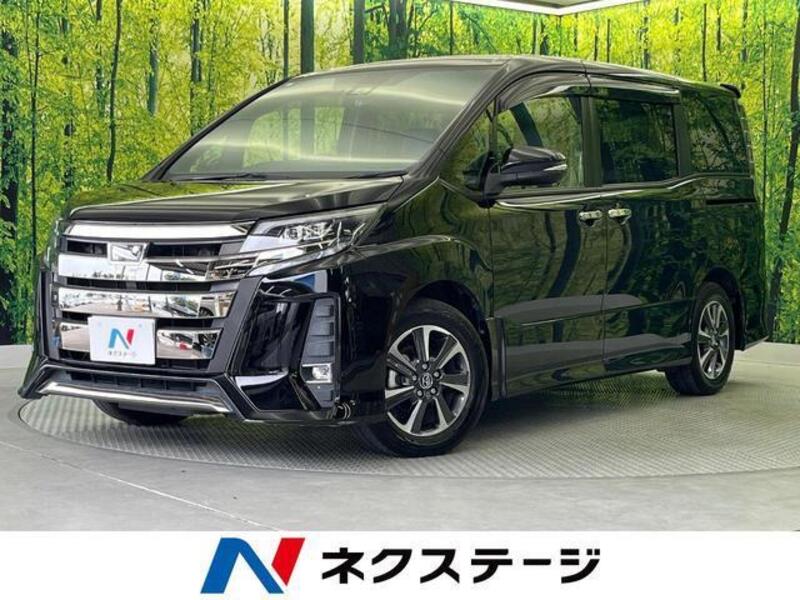 TOYOTA NOAH