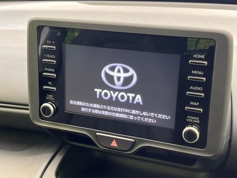 YARIS CROSS
