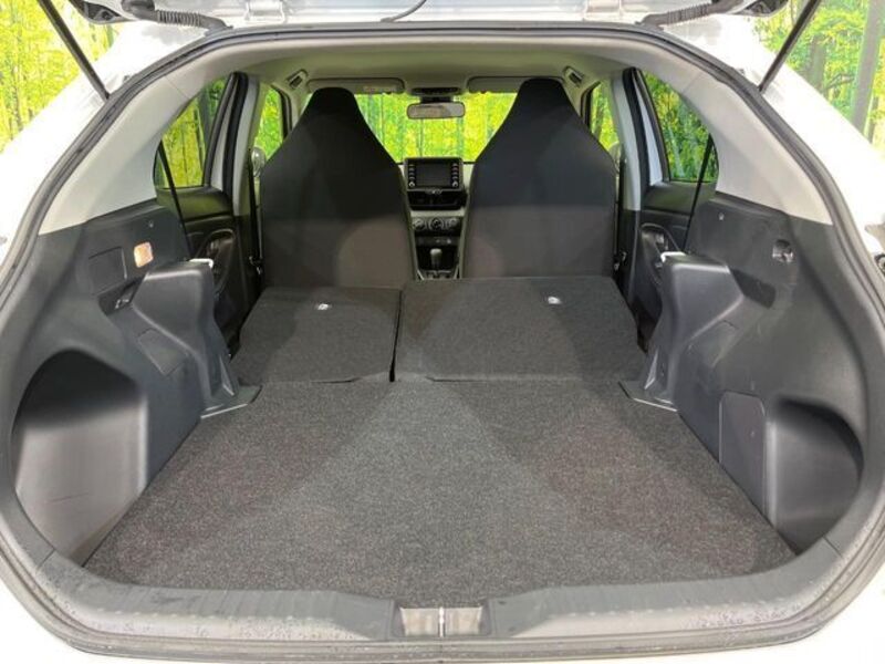 YARIS CROSS