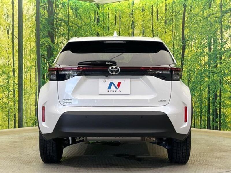YARIS CROSS