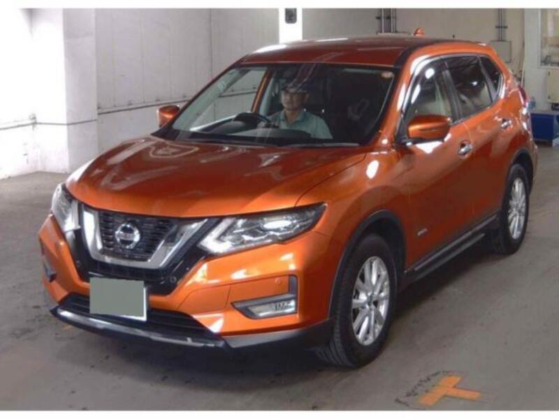 X-TRAIL