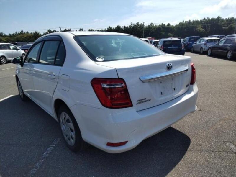COROLLA AXIO