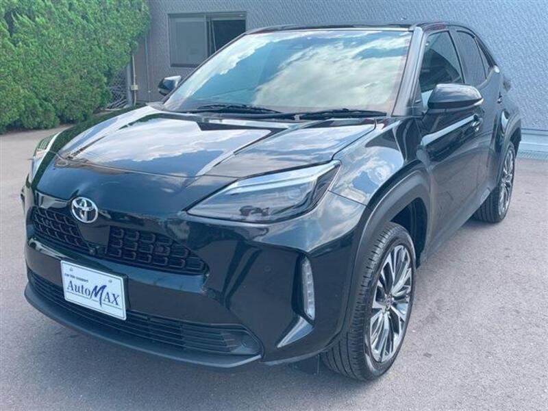 YARIS CROSS