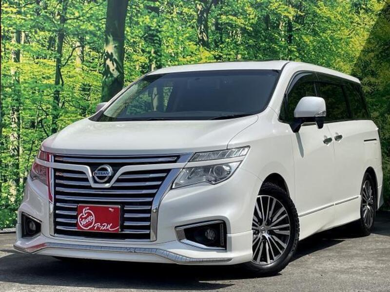 NISSAN ELGRAND