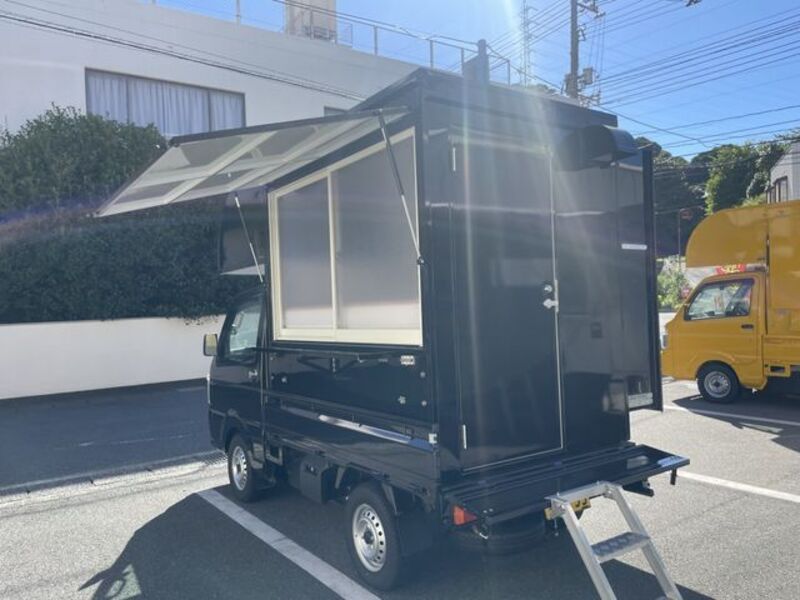 CARRY TRUCK