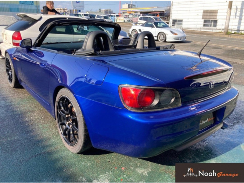 S2000-8