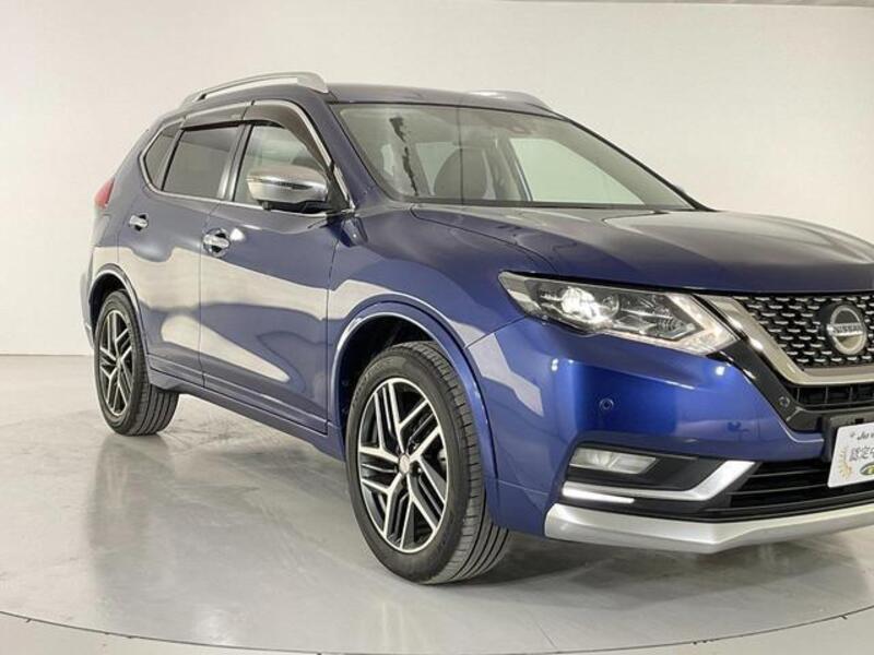 X-TRAIL